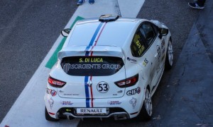La vettura della Faro Racing guidata da Simone DI Luca La vettura della Faro Racing guidata da Simone DI Luca