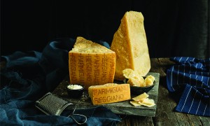 Parmigiano Reggiano_group Parmigiano Reggiano_group